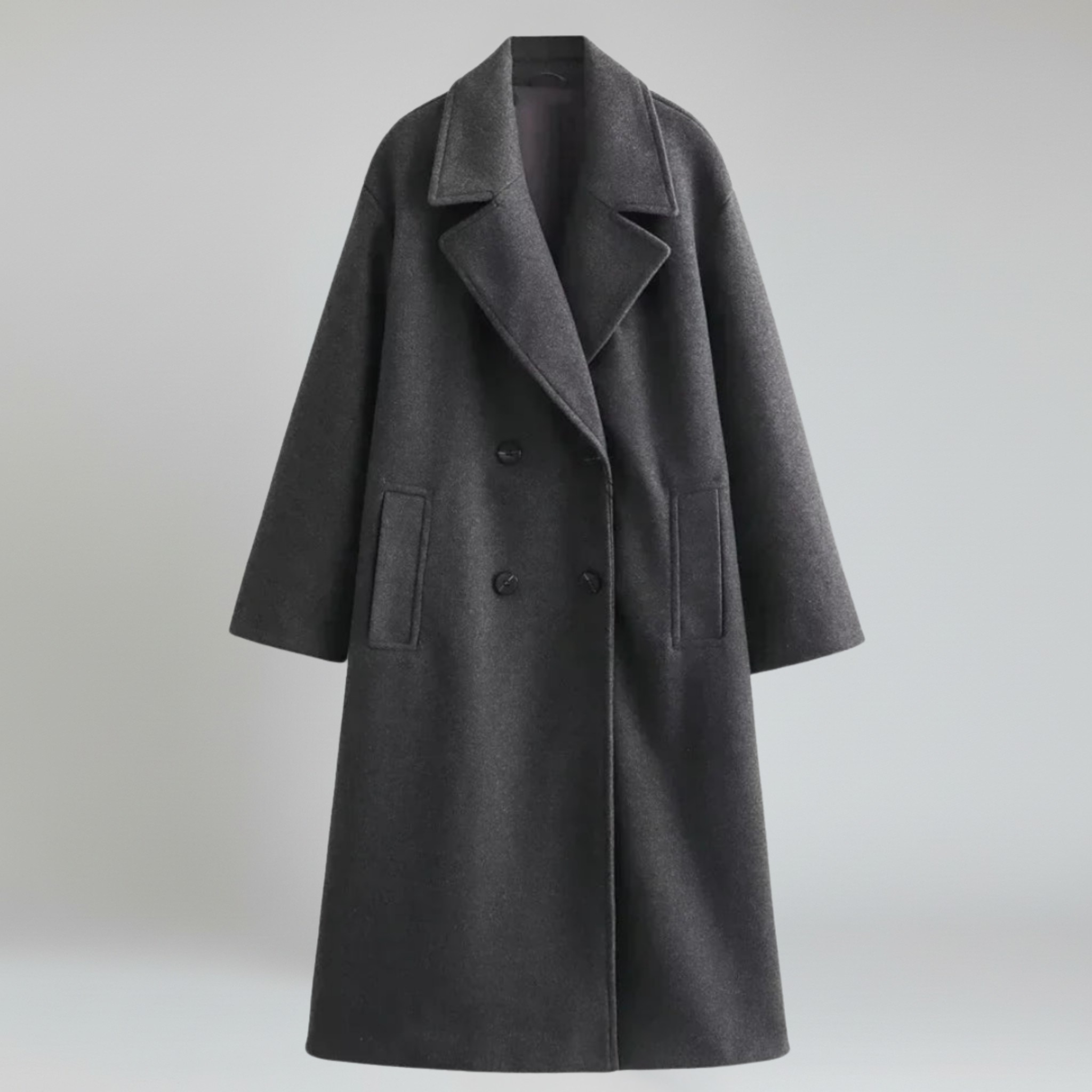 Abrigo de corte extragrande: prenda minimalista esencial para el invierno 3