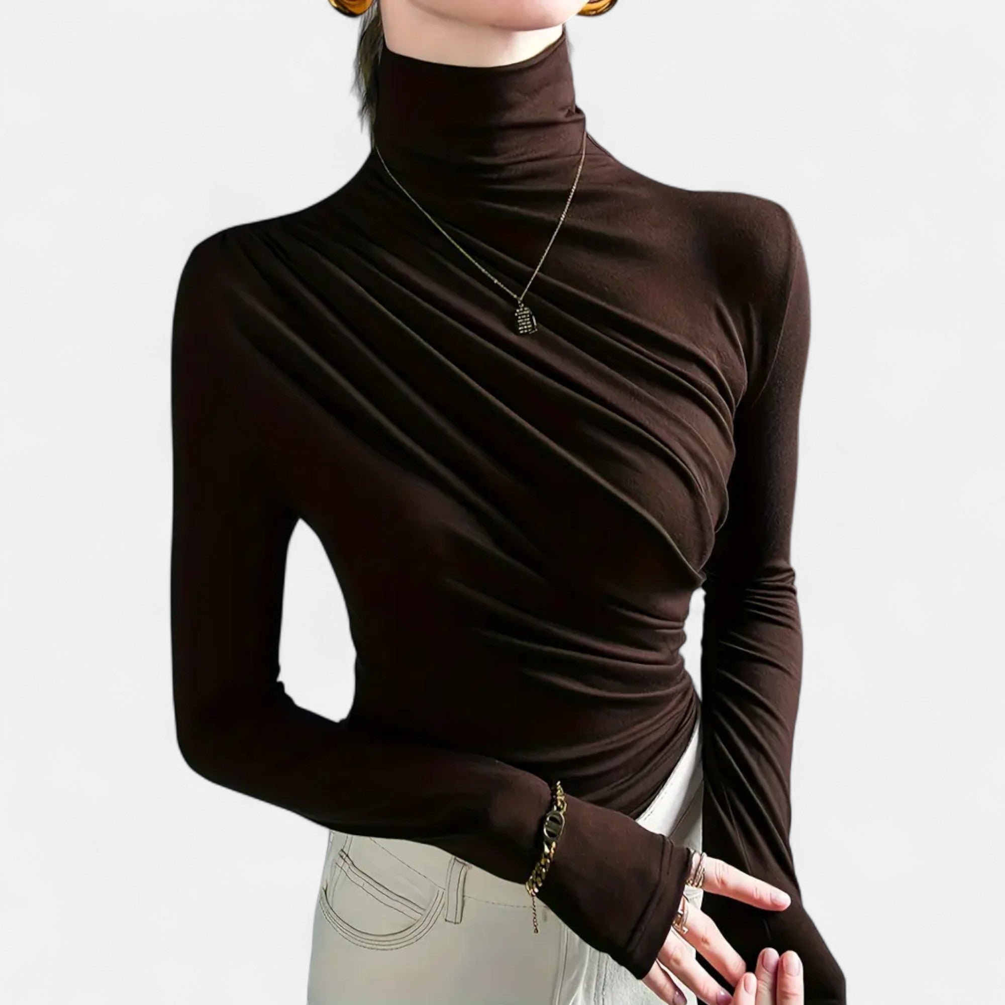 Blusa de cuello alto con detalle fruncido: estilo elegante para ir a la oficina o a la cena. 0