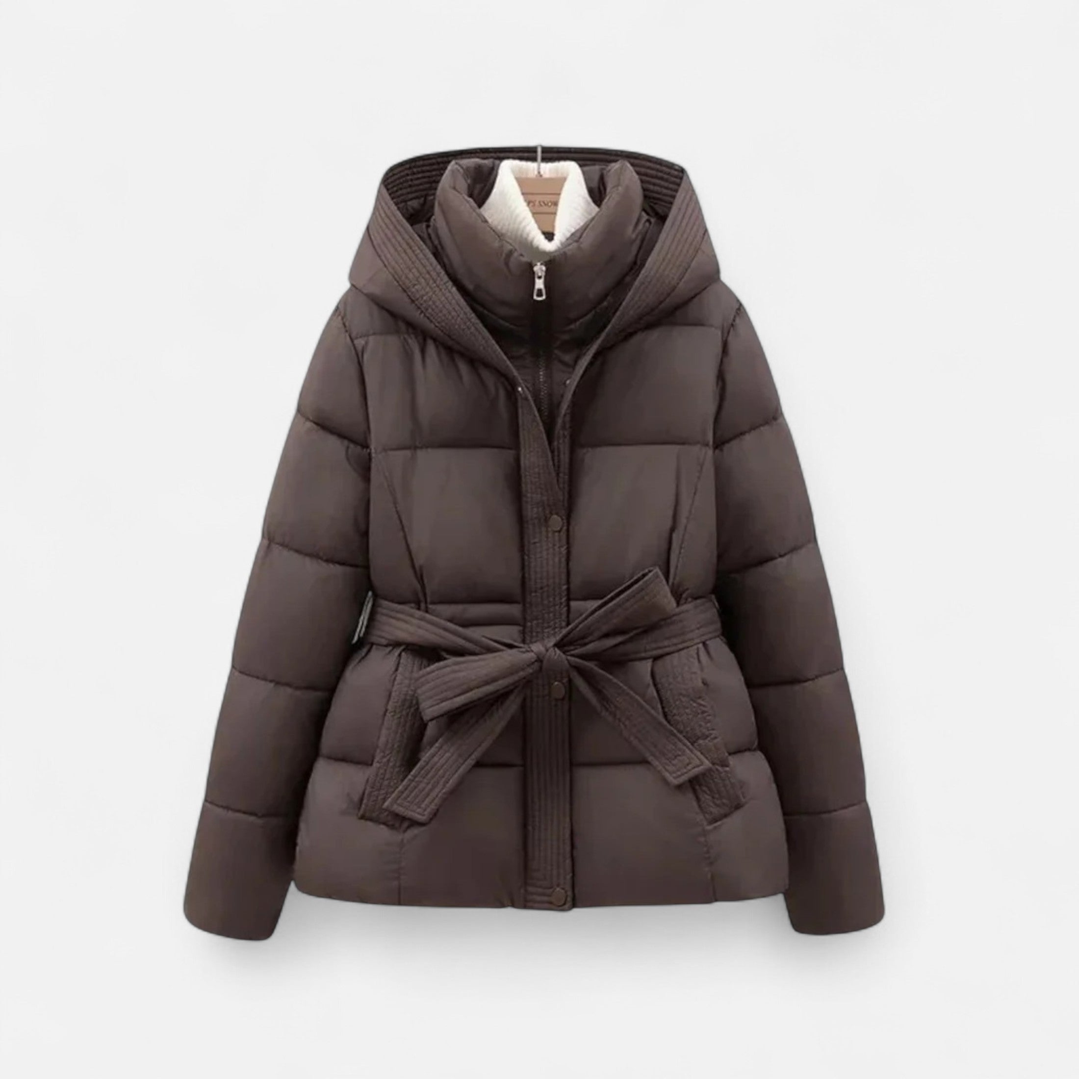 Chaqueta acolchada con cinturón: prenda esencial y elegante para el invierno. 5