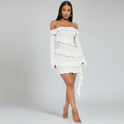 Minivestido con volantes en los hombros – Look elegante para fiesta