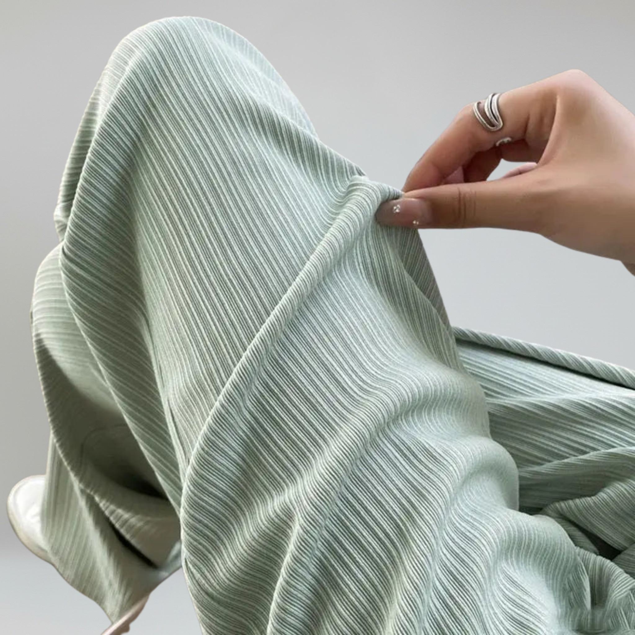 Pantalones Palazzo – Textura Plisada – Estilo Cómodo para Descansar 3