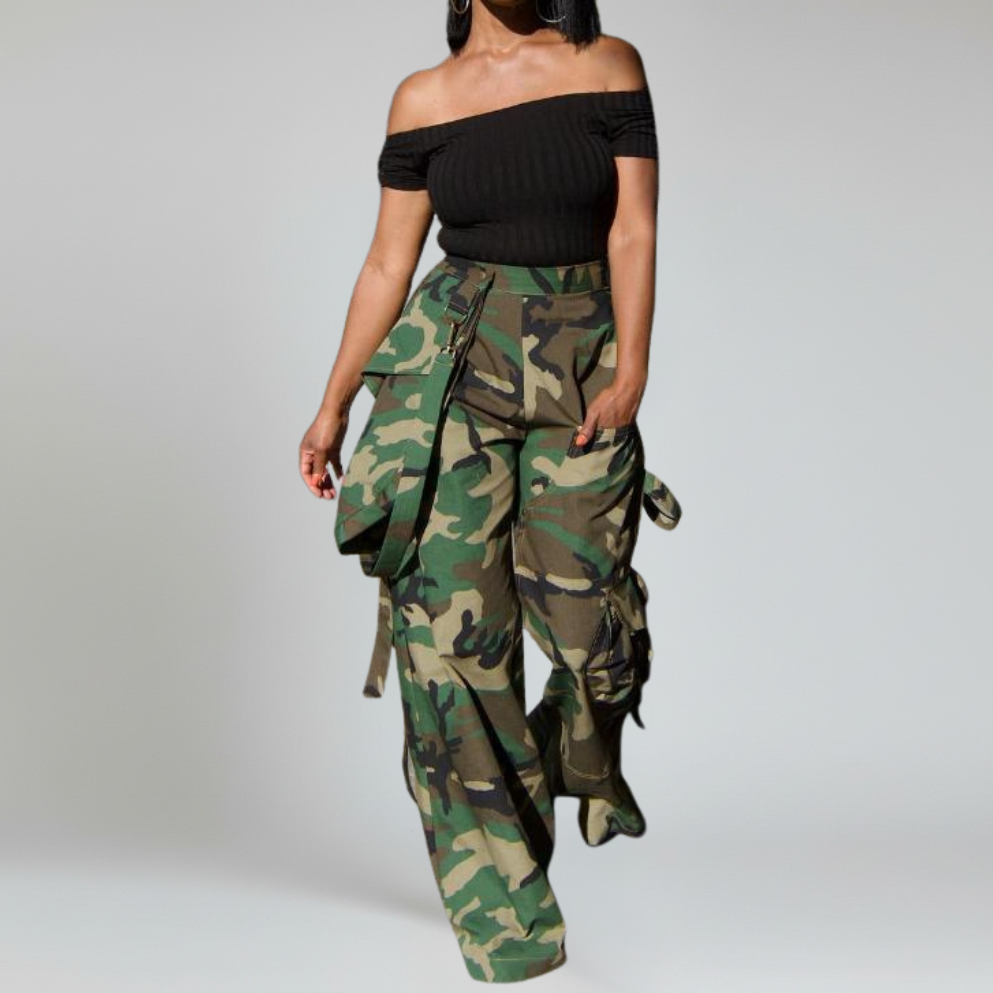 Pantalones cargo con bolsillo desmontable y cintura alta. Estilo urbano. 3