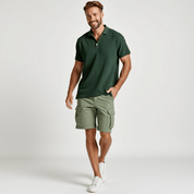 Polo de punto texturizado: look informal y elegante 2