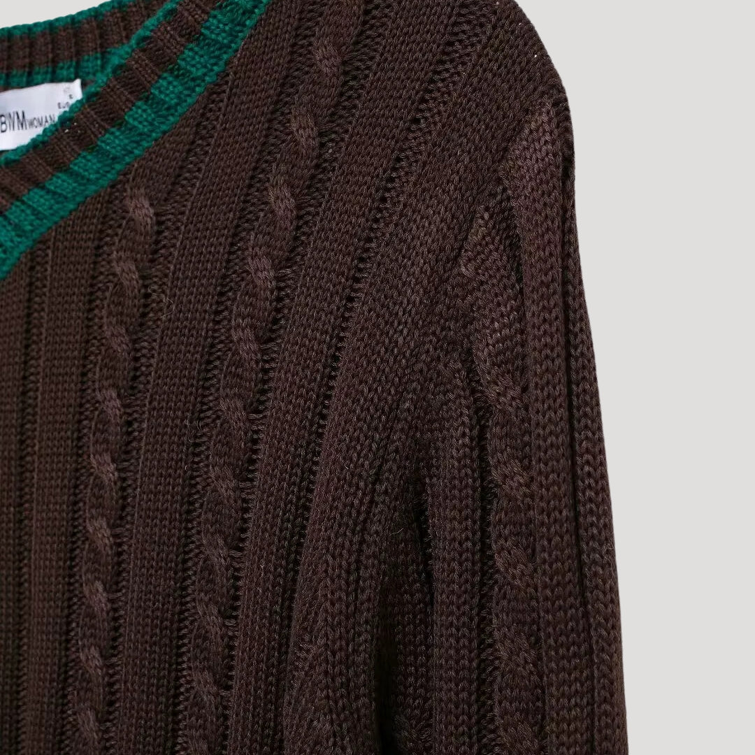 Suéter de cuello en V – Punto trenzado – Look deportivo y chic de invierno 8