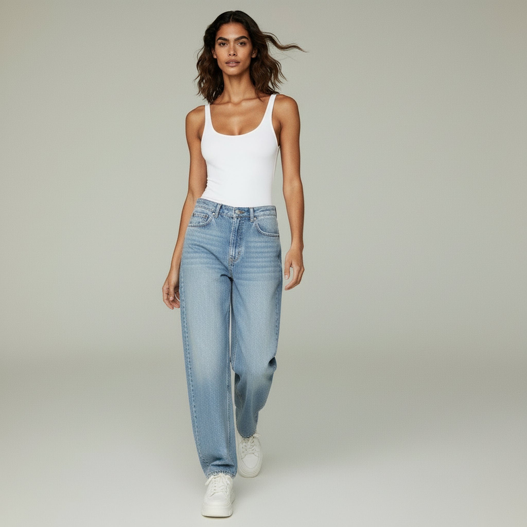 Vaqueros rectos – Denim lavado – Estilo minimalista para el día a día 1