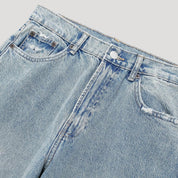 Vaqueros rectos – Denim lavado – Estilo minimalista para el día a día 7