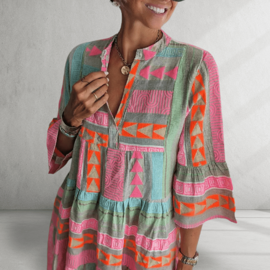 Vestido bohemio con estampado geométrico y corte relajado para las fiestas 2