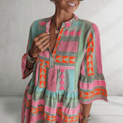 Vestido bohemio con estampado geométrico y corte relajado para las fiestas 2