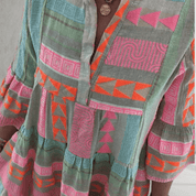 Vestido bohemio con estampado geométrico y corte relajado para las fiestas 3