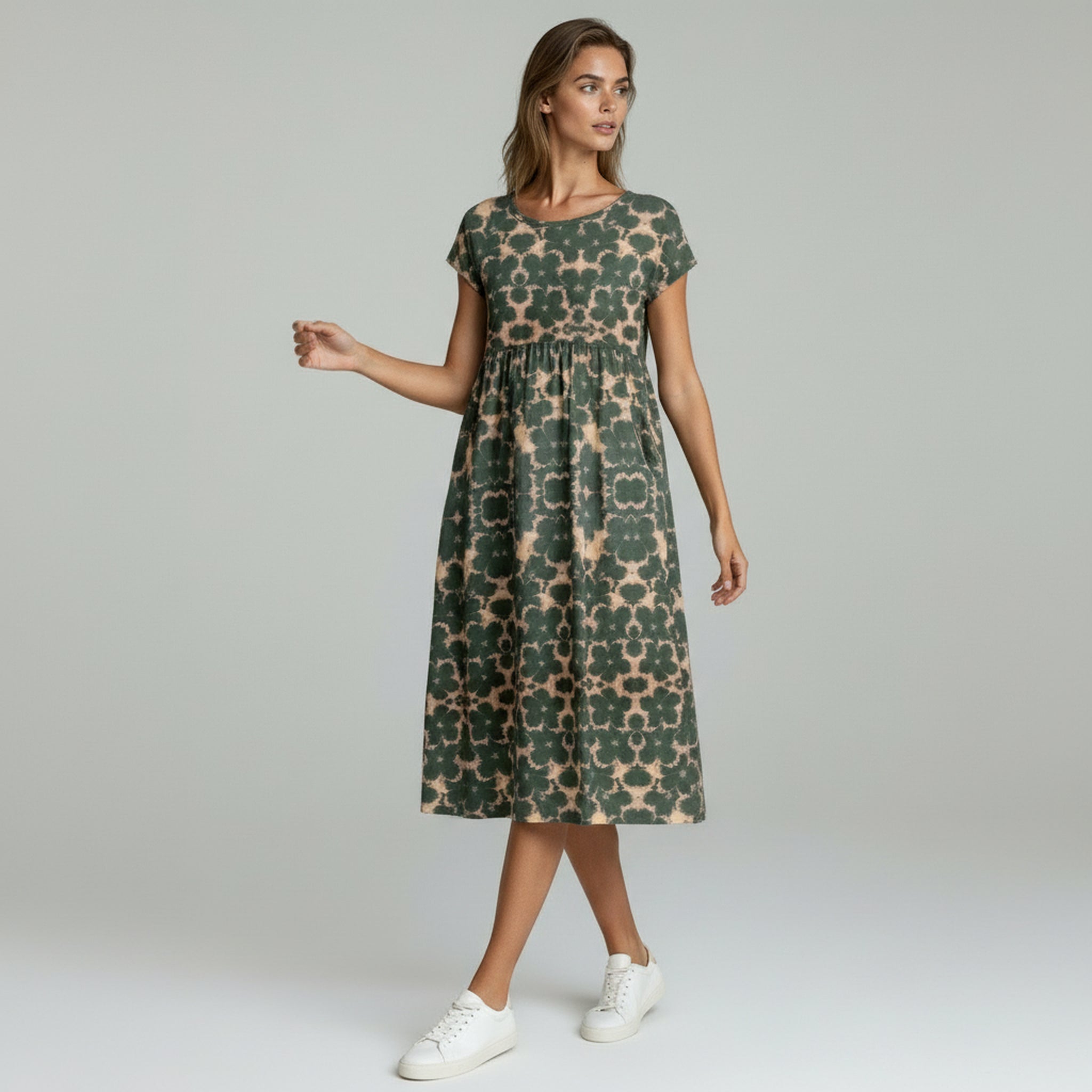 Vestido floral – Silueta fluida – Estilo elegante para el día y la noche 1