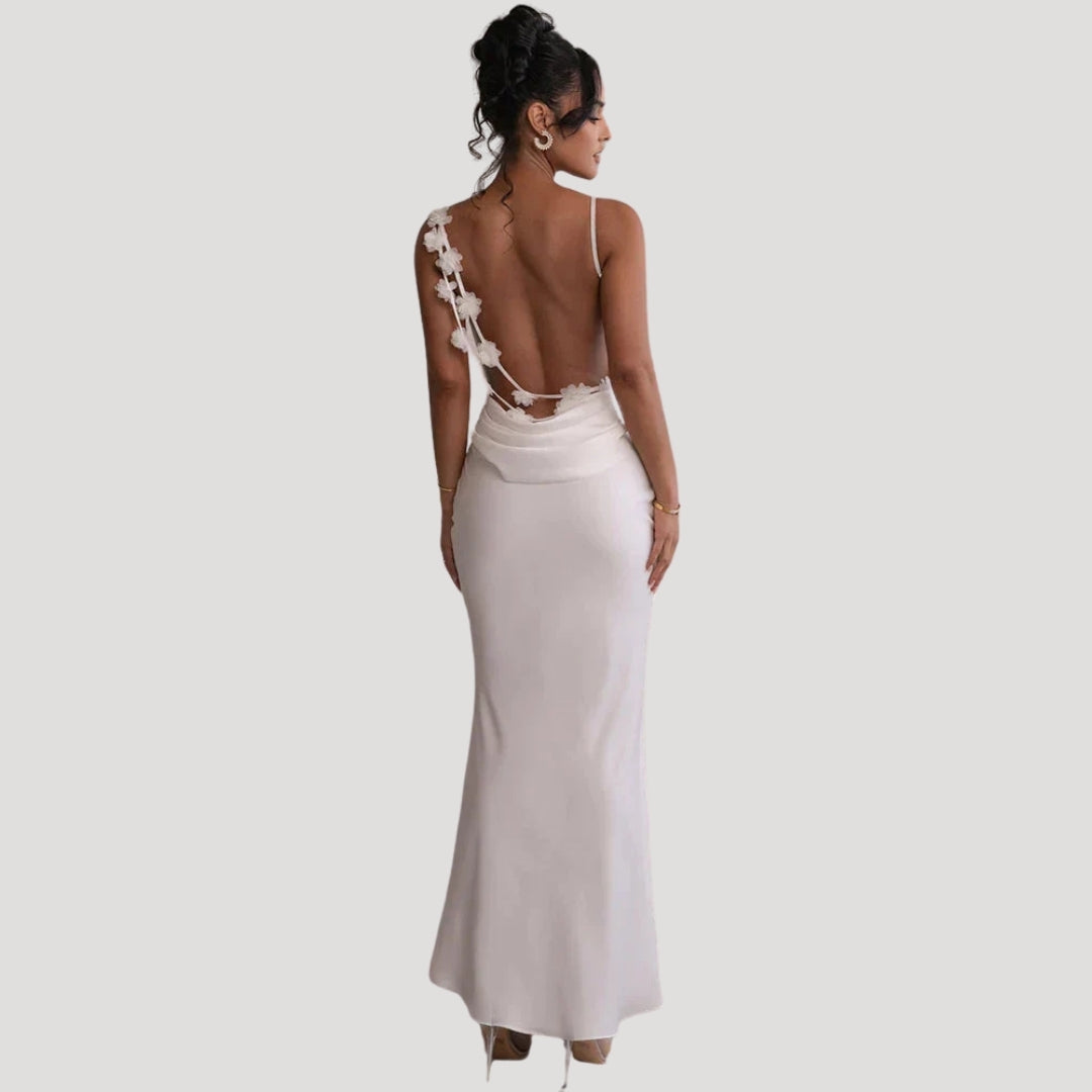 Vestido largo con cuello vuelto para invitada de boda 2