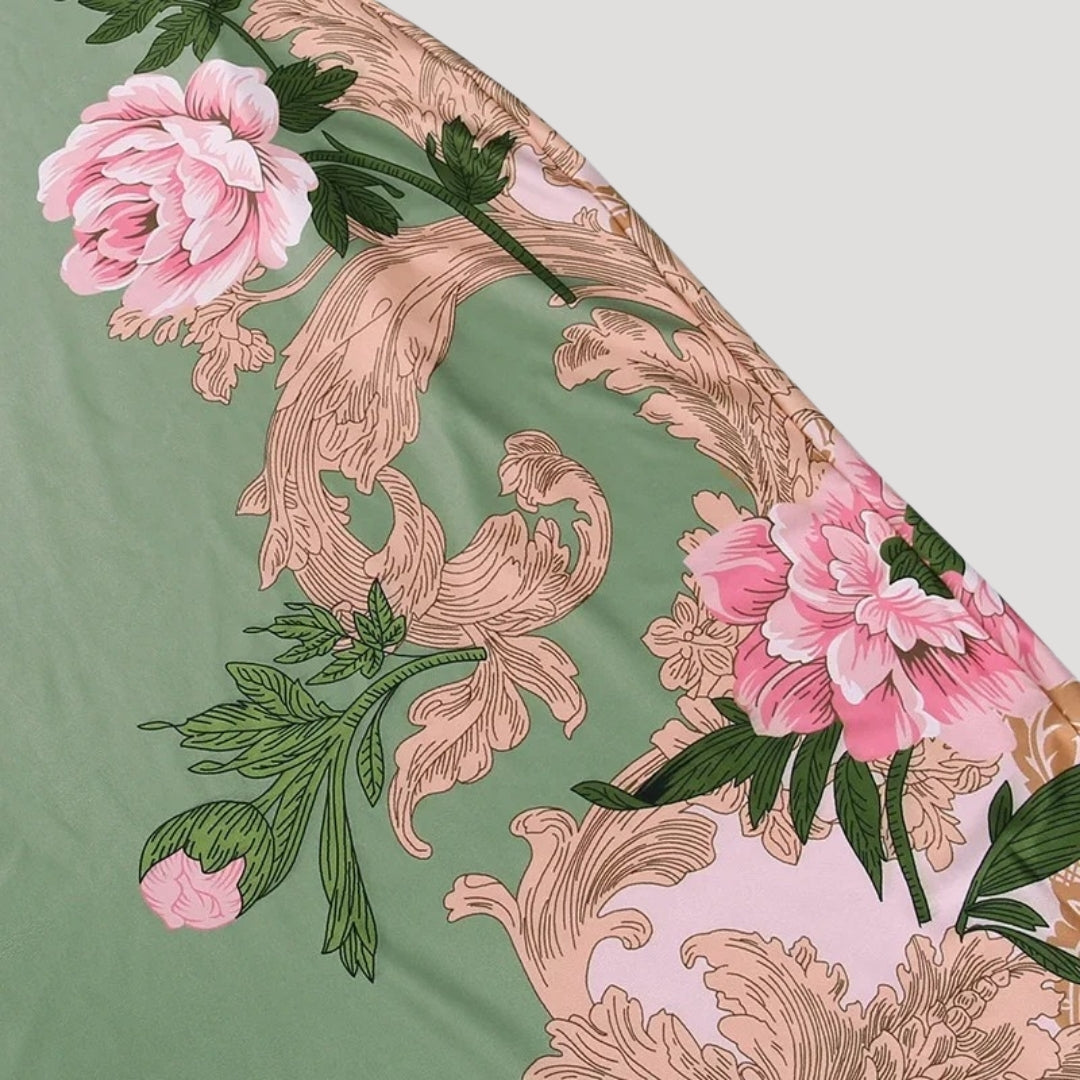 Vestido largo floral ajustado: look elegante para invitada de boda 3