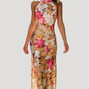 Vestido largo floral con cuello halter: elegante estilo playero para verano. 1