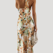 Vestido largo floral con cuello halter: elegante estilo playero para verano. 3